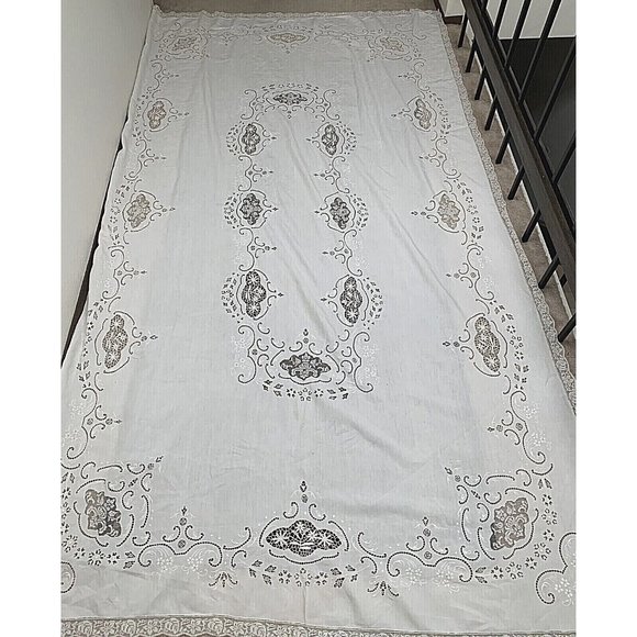 Antique Banquet Tablecloth Italian Linen Cutwork Embroidered Lace Border 120x70 - Picture 1 of 9